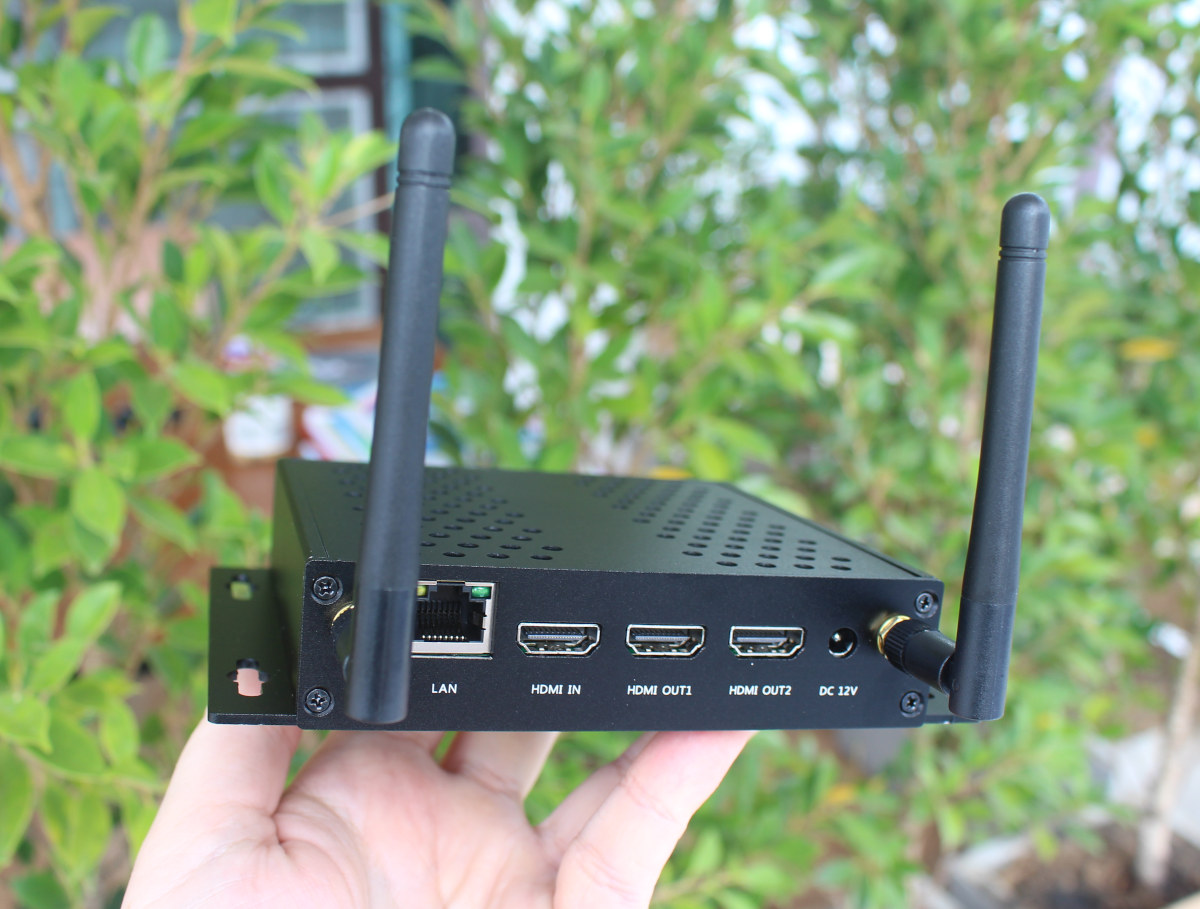 Mekotronics-R58-Review-Rockchip-RK3588-mini-PC