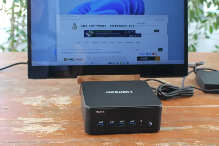 GEEKOM IT13 Max arrancando Windows 11 Pro