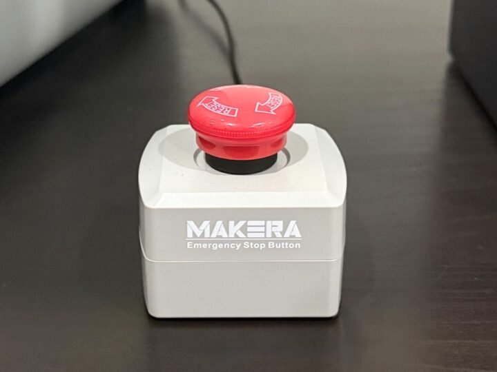 Botón de parada de emergencia de la Makera Z1