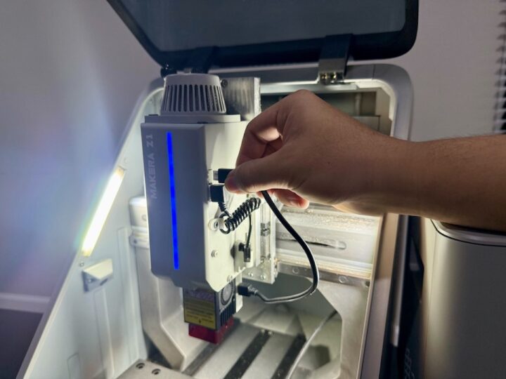 Conexión del cable del módulo láser