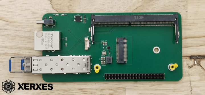 Placa portadora Xerxes Nano con conectores Ethernet, SFP y de módulo de cómputo